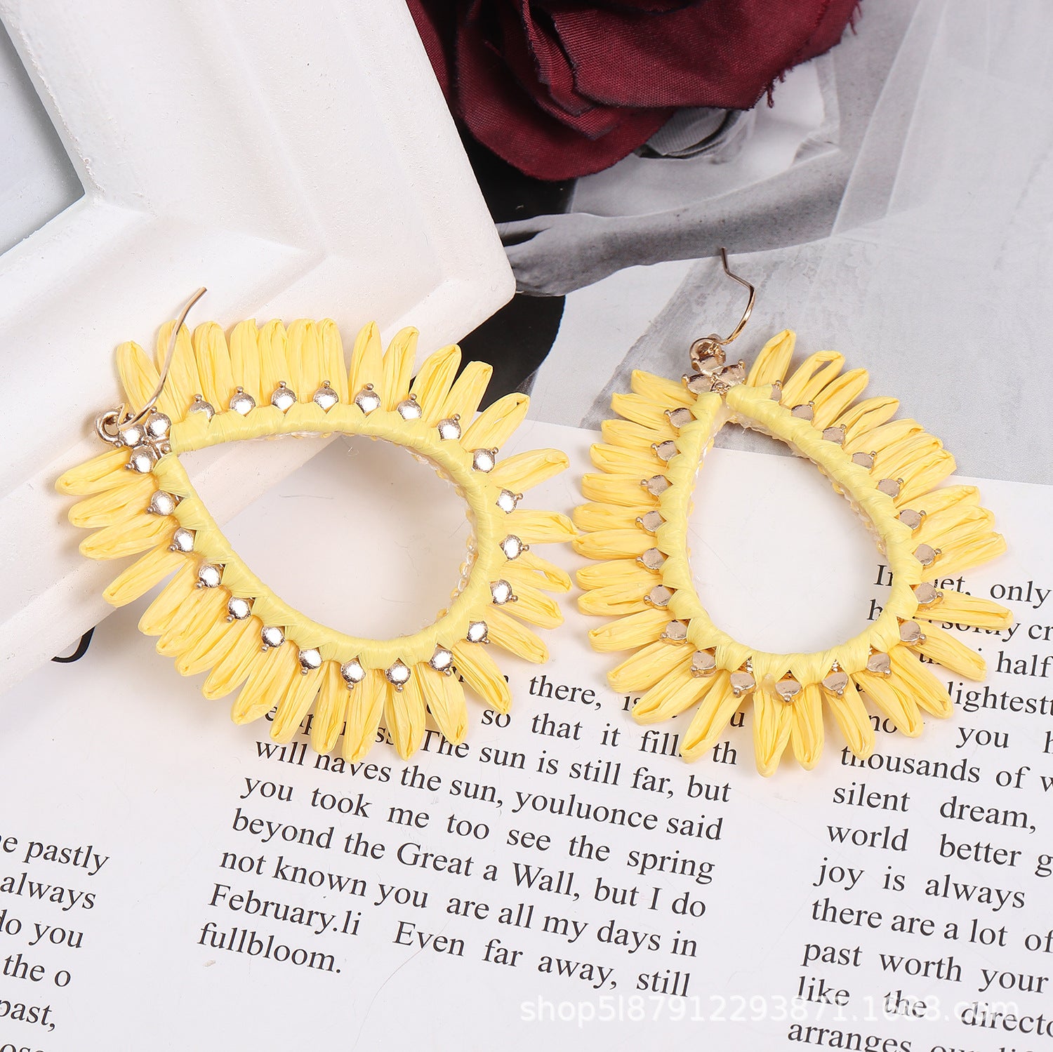 Wholesale Bohemian Hand Woven Geometric Raffia Vintage Earrings